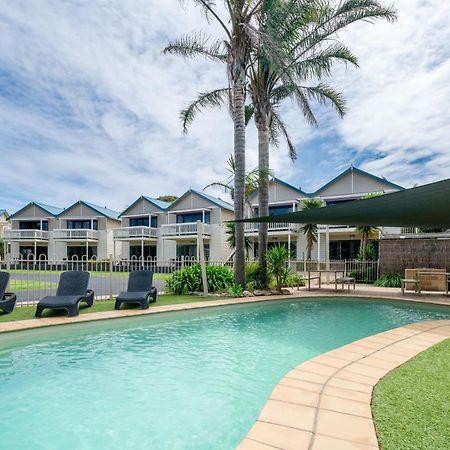 Boathouse Resort Studios And Suites Blairgowrie Exterior photo